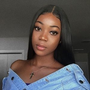 Meet your Posher, Dianna